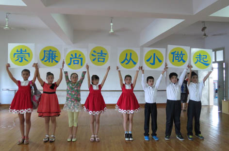 �������������Ļ���У԰