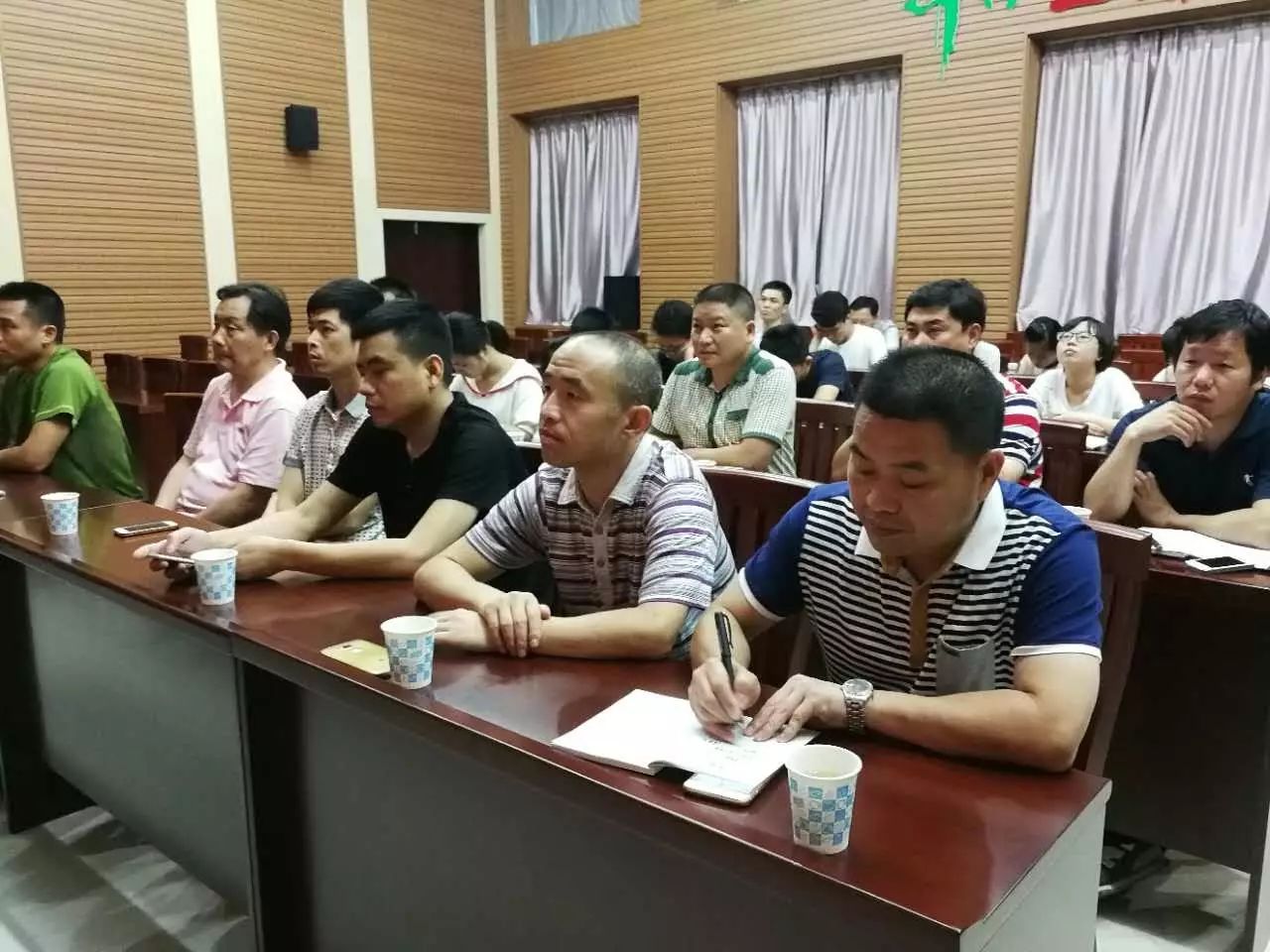 �����̳��ǳѧ<���ϼ�ѵ>�����кüҷ硷������